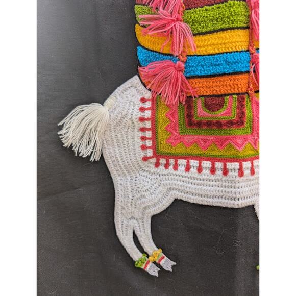 SARO LIFESTYLE Llama wall decor large llama embroidery, tassels textured 18x18 - Picture 5 of 6